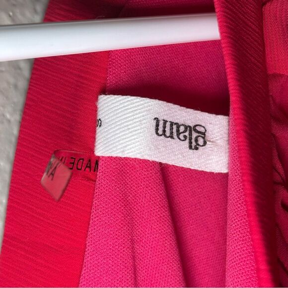 Glam hot pink plunge v neck ruffle top women’s size small - Picture 6 of 7